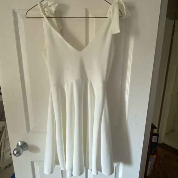 NWT Tie Shoulder Skater Mini Dress - Picture 2 of 4